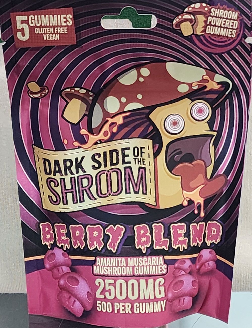 https://earthscript.net/wp-content/uploads/2023/12/Dark-Side-of-The-Shroom-Berry-Blend-2500mg-500-a-Gummy.jpg